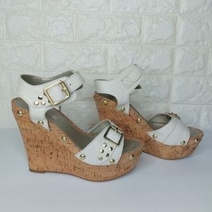Guess wedges never worn